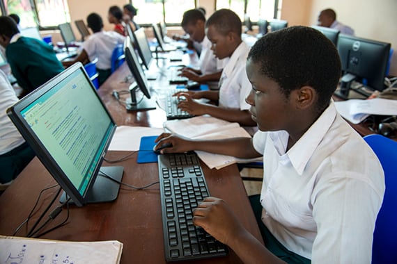 school children-computer-literacy