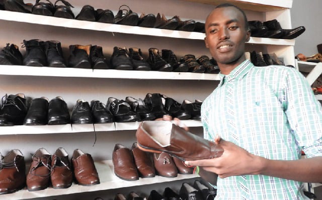 nkwubornike-shoe-seller